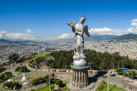 Quito bytur