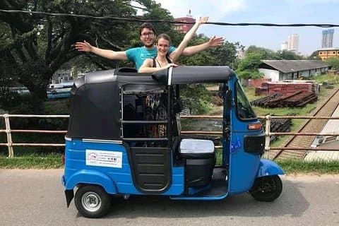 Colombo Tuk Tuk Stadtrundfahrt - Eintrittspreise & Essen inklusive