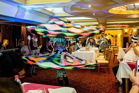 Diner aan boord van een cruise op de Nijl