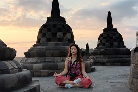 Rent car with speaking English driver in Yogyakarta