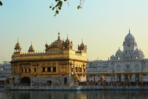 Tour por la ciudad de Amritsar (Templo Dorado, frontera de Wagah)