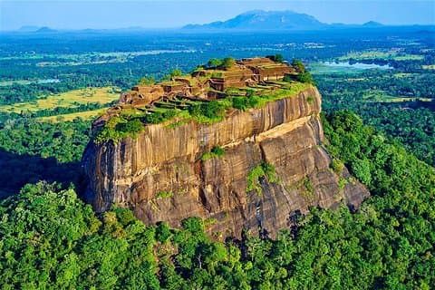 Private Polonnaruwa Ruins & safari Tour from Sigiriya/Dambulla