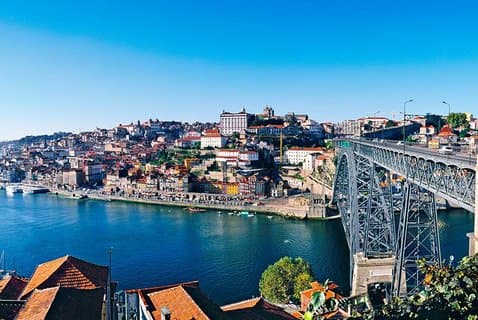 Tour/transfer Porto Compostela of vice versa