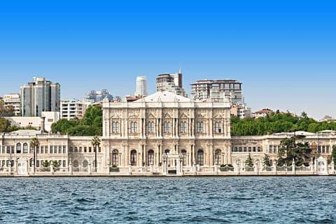 Dolmabahçe Palace with Bosphorus Tour by Boat