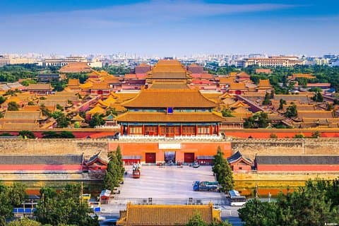 Abholung vom Hafen Tianjin in die Stadt Peking und Selbstführung durch den Rückhafen