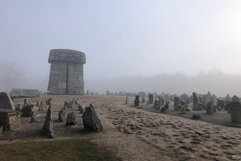Treblinka Concentration Camp Tour und Erklärung der nationalsozialistischen Ideologie