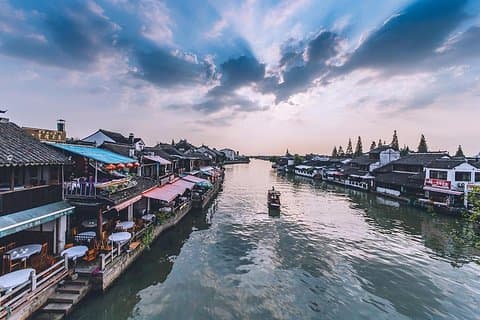 Zhujiajiao Water Town Layover Tour from Shanghai Airport