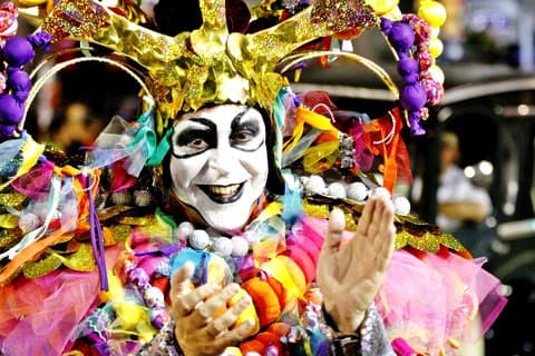 Erleben Sie den Karneval von Montevideo wie ein Einheimischer