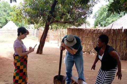 Visite du village de Mukuni