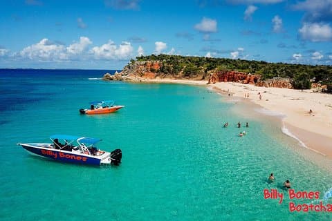 Billy Bones exklusiv privat charter till Anguilla