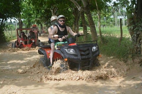 ATV 4 Wheels Tours Punta Cana för hela familjen..