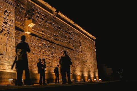 Spettacolo di suoni e luci ad Assuan