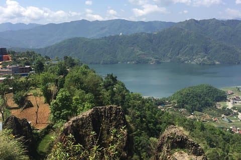 ネパールの湖sideポカラからロックヒル（メトラン）への半日簡単ハイキング