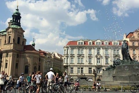 Heldags alt-i-én cykeltur i Prag (privat lille gruppe)