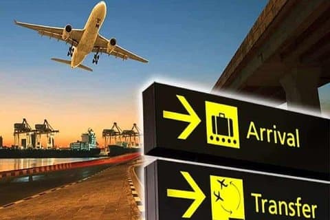 Minicab från Sorrento till Neapels flygplats
