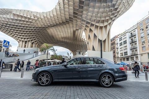 Trasferimento di andata e ritorno in berlina da Siviglia a Ronda