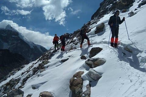 12 dagar Gokyo Valley Trek Från Kathmandu