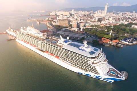 Kuala Lumpur Cruise Excursion: Top 12 Attractions Tour Include All Entrance Fee