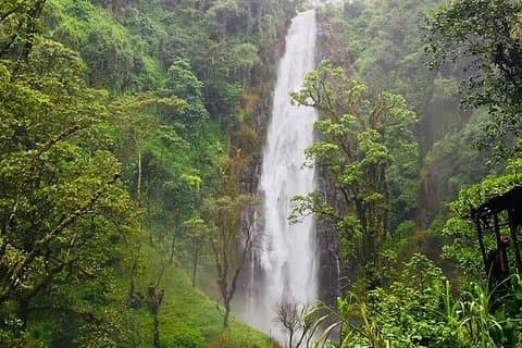 Cascada del Monte Meru