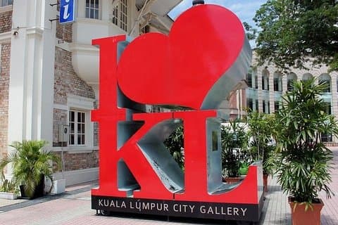 Private Hire Taxi Driver Port Klang Cruise Terminal To KL Tour