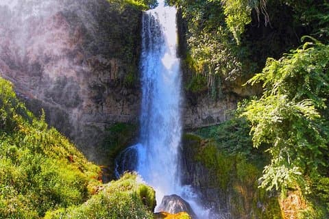 Thessaloniki naar Edessa en Pozar Thermal Spa - privé dagtocht