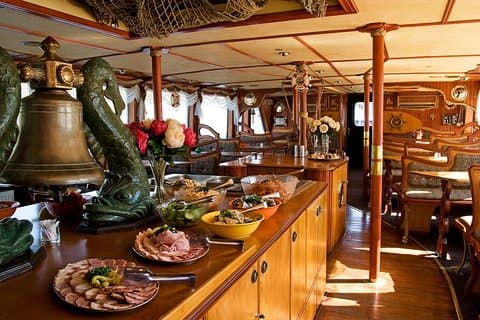 Déjeuner-croisière sur la Vltava à Prague