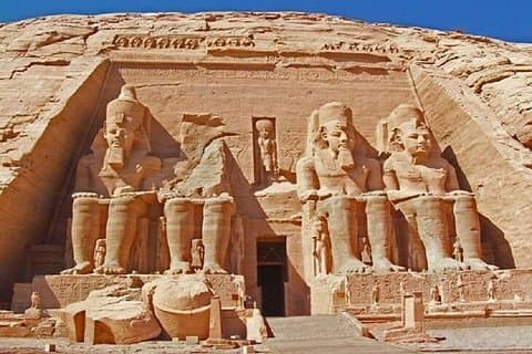 Excursão privada ao Templo de Abu Simbel de carro