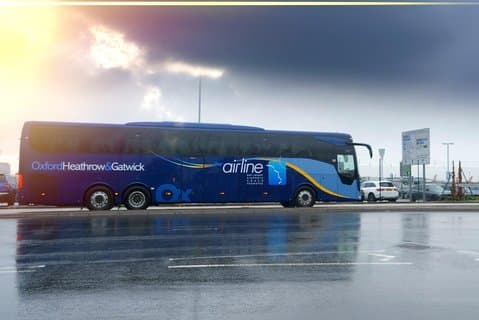 Airport Coach Service from Gatwick to Oxford
