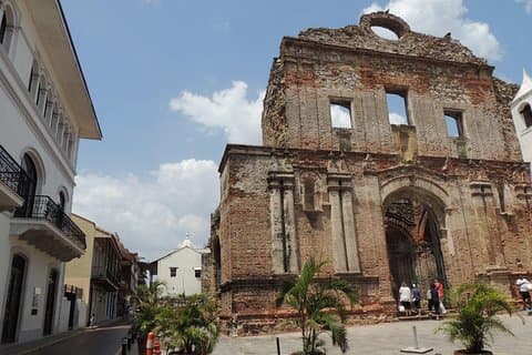 Tour 5 giorni 4 notti storia Panama Alloggio, trasferimento, Tour