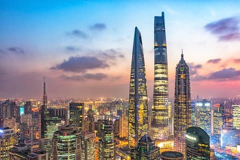 Private Tour durch das Shanghai Museum Yuyuan Old Street und Sonnenuntergang im Shanghai Tower