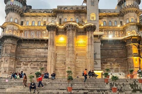 Privat Full-Day Varanasi Tour med båttur