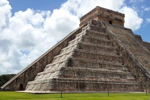 Tour di Chichén Itzá, Chichikán Cenote e Valladolid da Tulum