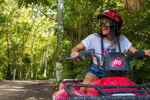 ATV Adventure til Jade Cavern med overførsel