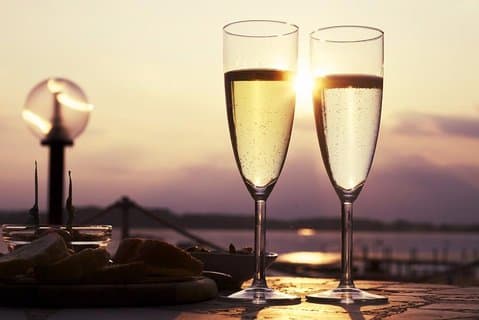 Eine private Abendkreuzfahrt auf dem Comer See