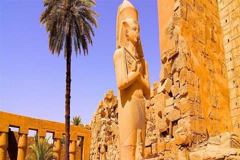 Excursión privada de día completo a Luxor con recogida y almuerzo