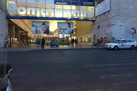 Transferência da estação Termini para o centro de Roma com van