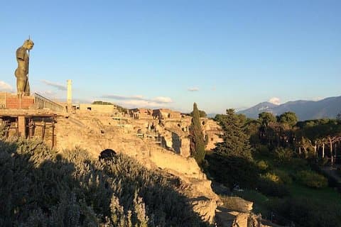 Pompeji och Neapel: Heldagstur med din lokala guide