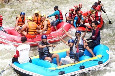 Raften 5 km, Zip Line en Jungle Tour vanuit Phuket
