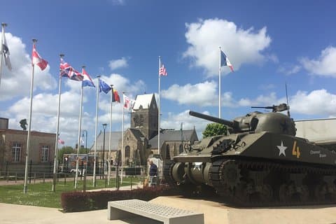 Tour della Battaglia del Bulge + Spiagge del D-Day in Normandia + Opzione Mont-Saint-Michel