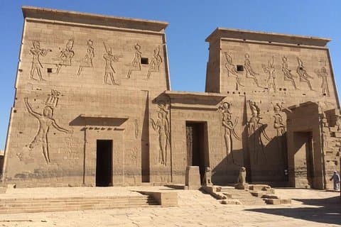 Un recorrido por los templos de Kom Ombo y Edfu desde Asuán