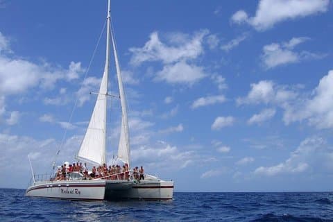 Pura Vida sejlerkatamaraneventyr fra Guanacaste