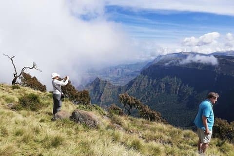 Addis Abeba: Debre Libanos, Blue Nile Gorge og Cave Tour