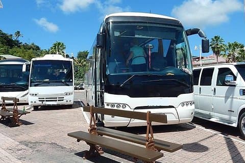 Group 11 and more Airport/Hotel Roundtrip