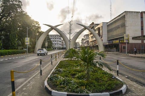 Giro della città di Mombasa
