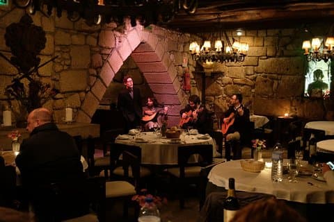 ️Porto Moonlight Walk & Dîner Fado ️