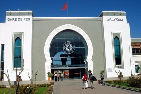 Private transfer from train station to your Hotel in Fez city.