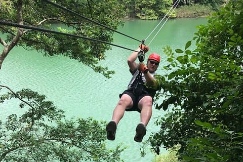 Privat hulerør og Zip Line Adventure Shore Excursion Tour Belize