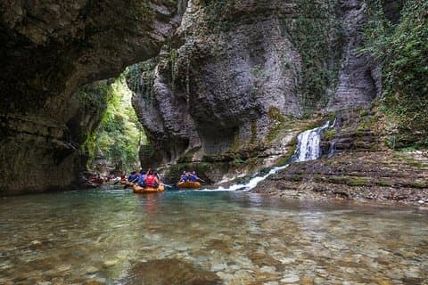 4 days tour from Batumi to the far east