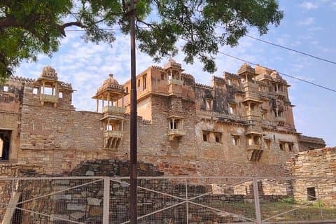 Chittorgarh Sightseeing Day Tour By Private Car and privet guide