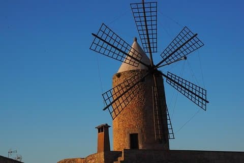 Mallorca: Vindmøller, legender og charmerende landsbyer